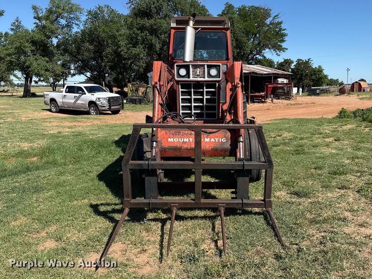 image for item EW4536 1973 International 1466 Farmall tractor