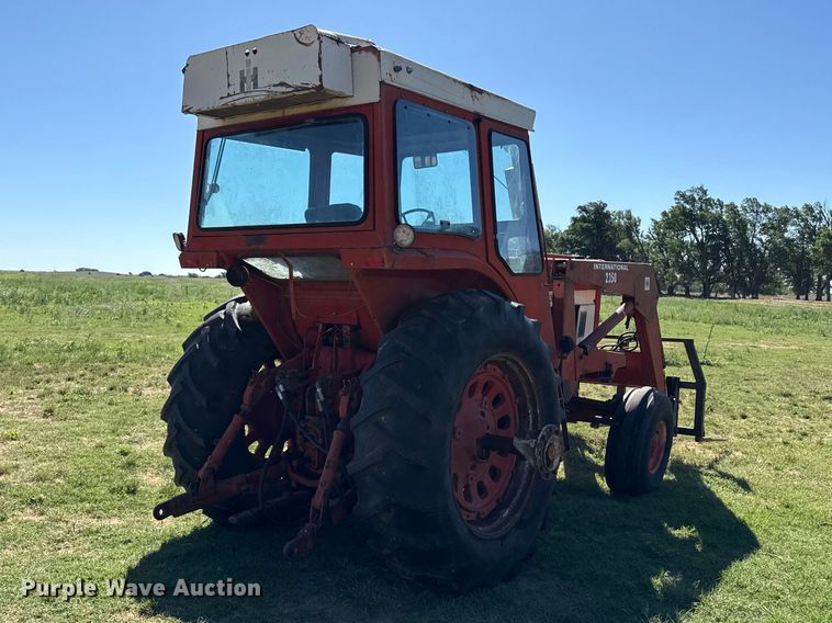 image for item EW4536 1973 International 1466 Farmall tractor