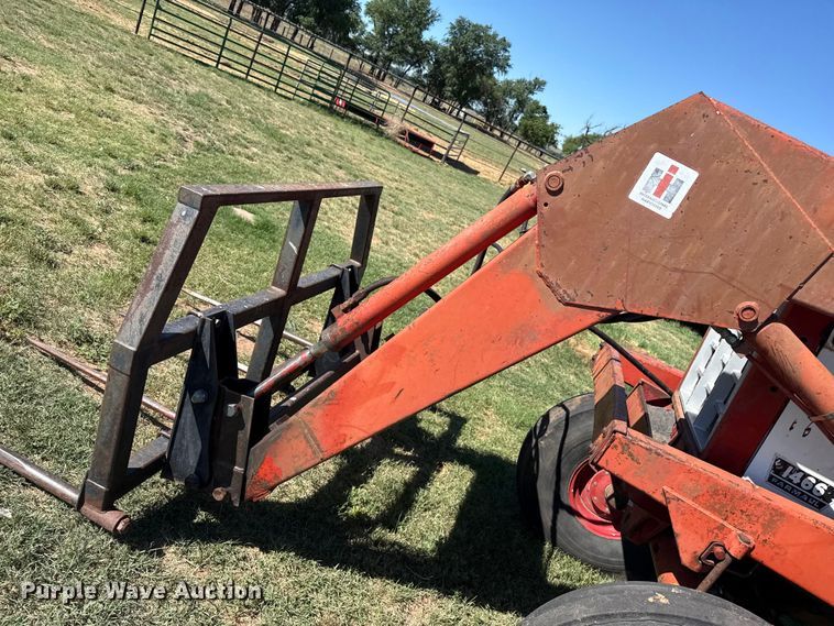 image for item EW4536 1973 International 1466 Farmall tractor
