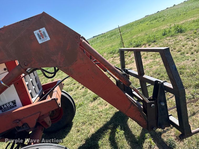 image for item EW4536 1973 International 1466 Farmall tractor