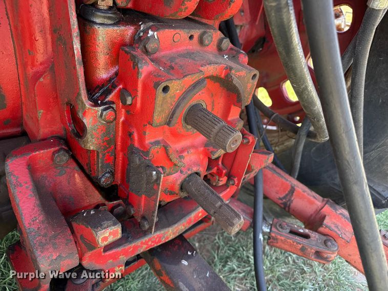 image for item EW4536 1973 International 1466 Farmall tractor