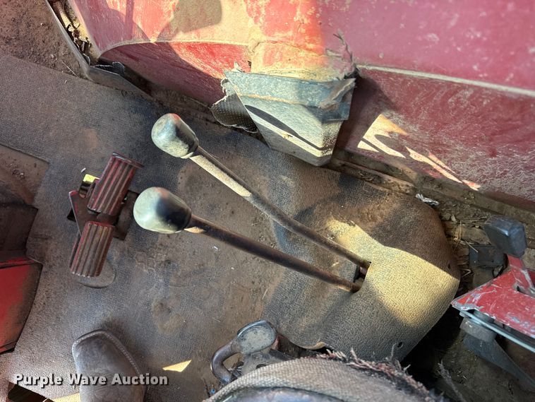 image for item EW4536 1973 International 1466 Farmall tractor