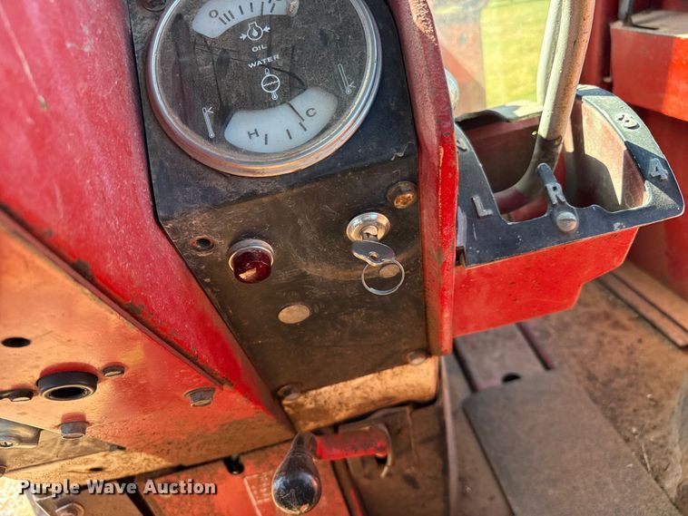 image for item EW4536 1973 International 1466 Farmall tractor