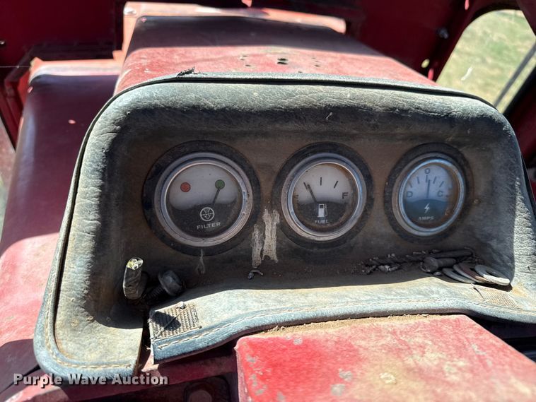 image for item EW4536 1973 International 1466 Farmall tractor