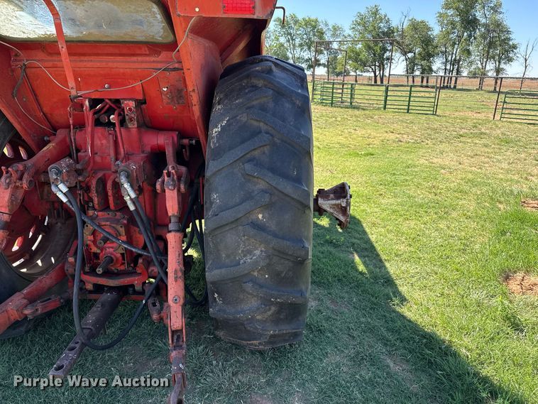 image for item EW4536 1973 International 1466 Farmall tractor
