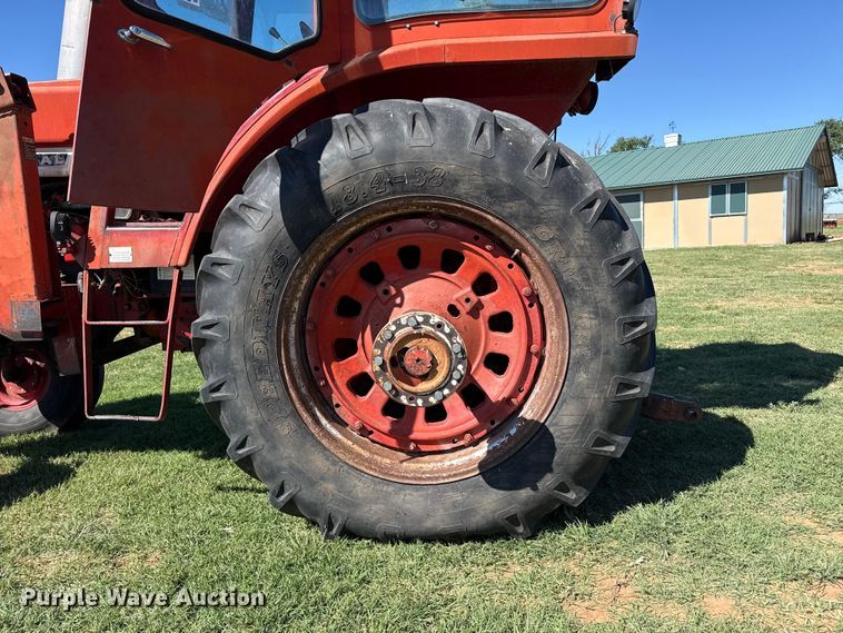 image for item EW4536 1973 International 1466 Farmall tractor