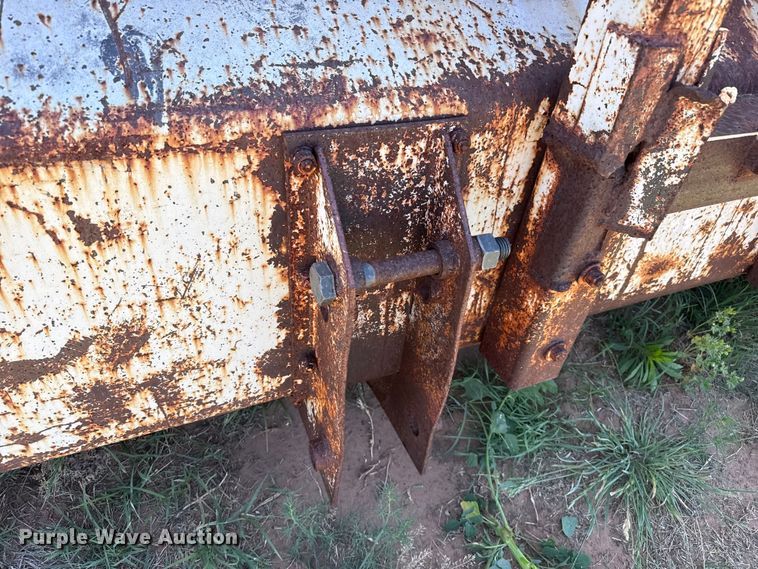 image for item EW4536 1973 International 1466 Farmall tractor
