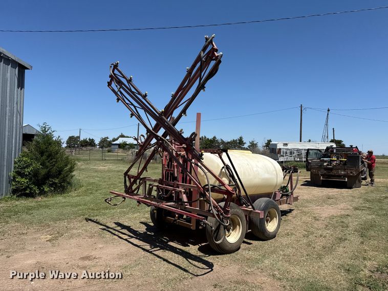 image for item EW4568 Hardi ES0500 sprayer trailer