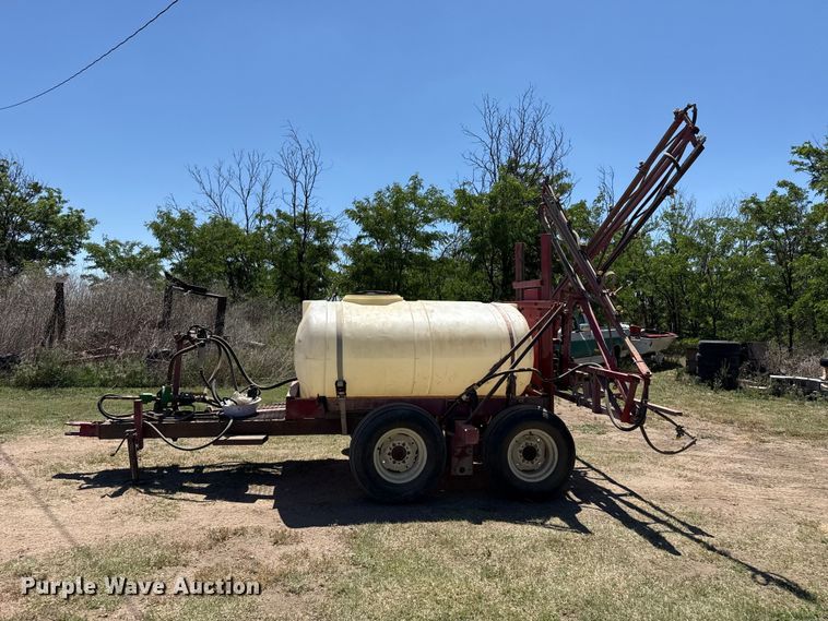 image for item EW4568 Hardi ES0500 sprayer trailer