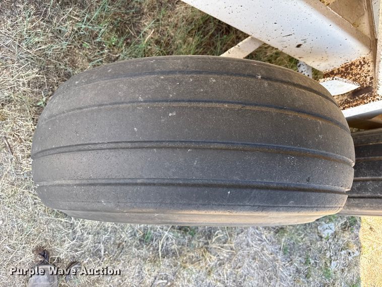 image for item EW4580 Dalton Mobility spreader