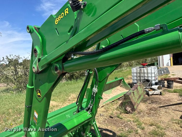image for item FB7323 2021 John Deere 660R loader