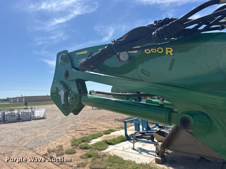 image for item FB7323 2021 John Deere 660R loader
