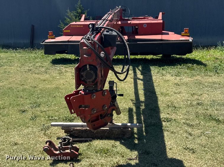 image for item FB7381 New Holland 1441 swather / windrower