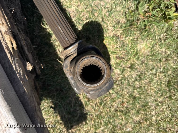 image for item FB7381 New Holland 1441 swather / windrower