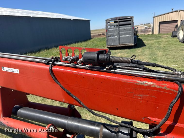 image for item FB7381 New Holland 1441 swather / windrower