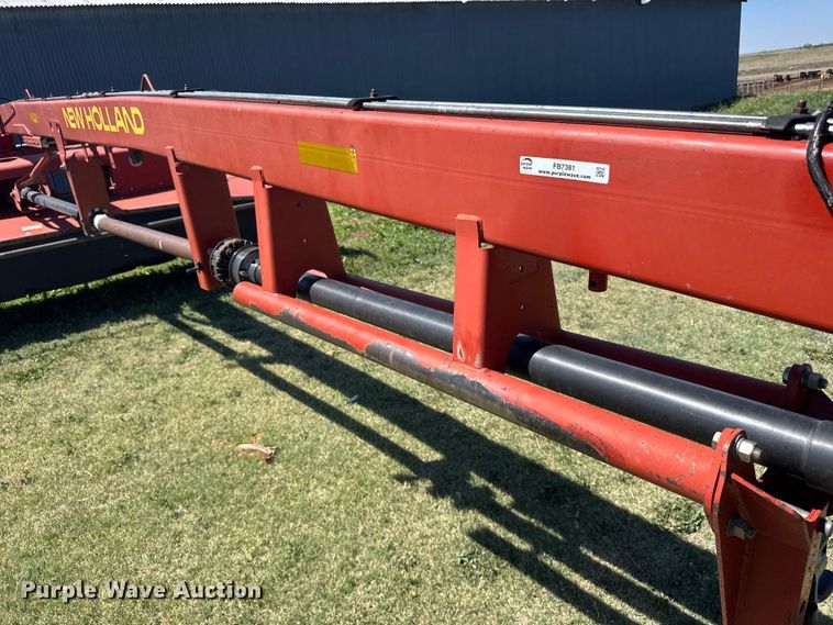 image for item FB7381 New Holland 1441 swather / windrower