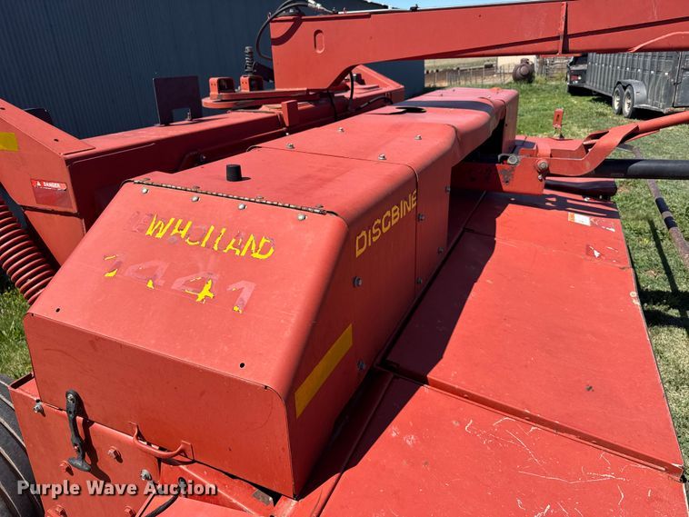 image for item FB7381 New Holland 1441 swather / windrower