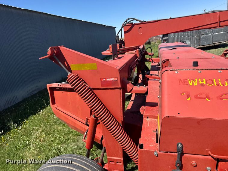 image for item FB7381 New Holland 1441 swather / windrower