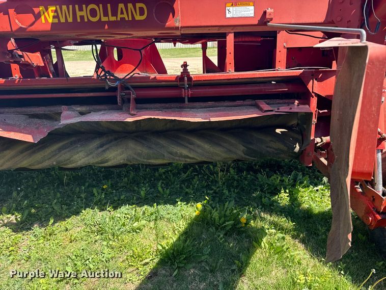 image for item FB7381 New Holland 1441 swather / windrower
