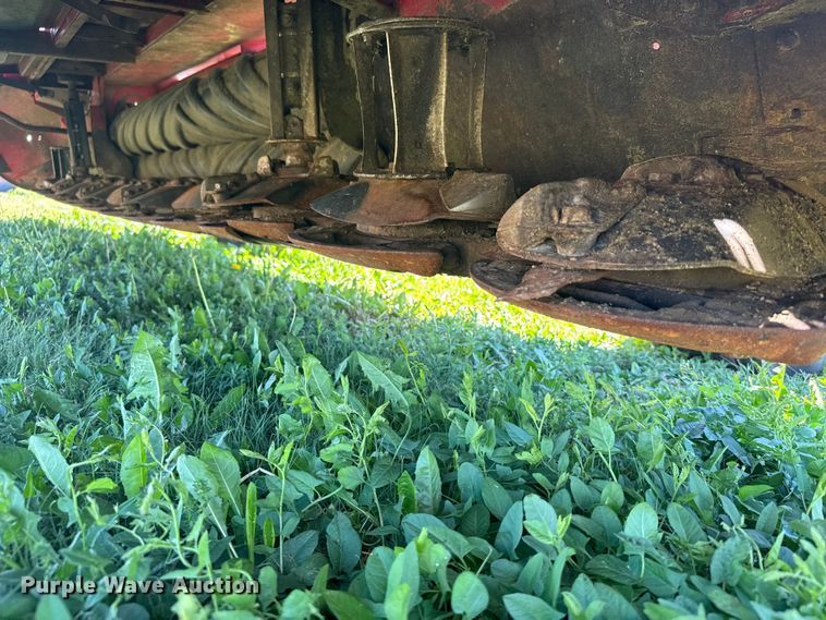 image for item FB7381 New Holland 1441 swather / windrower