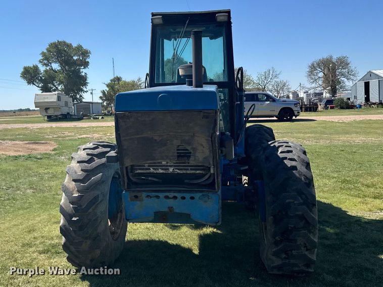 image for item FB7382 Ford 9030 Versatile 4WD bi-directional tractor