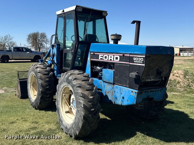 image for item FB7382 Ford 9030 Versatile 4WD bi-directional tractor