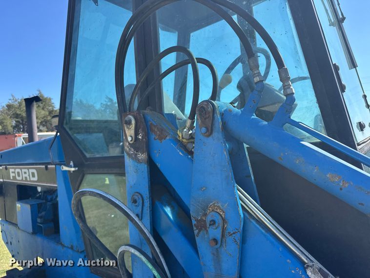 image for item FB7382 Ford 9030 Versatile 4WD bi-directional tractor