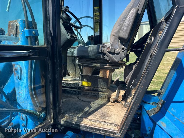 image for item FB7382 Ford 9030 Versatile 4WD bi-directional tractor