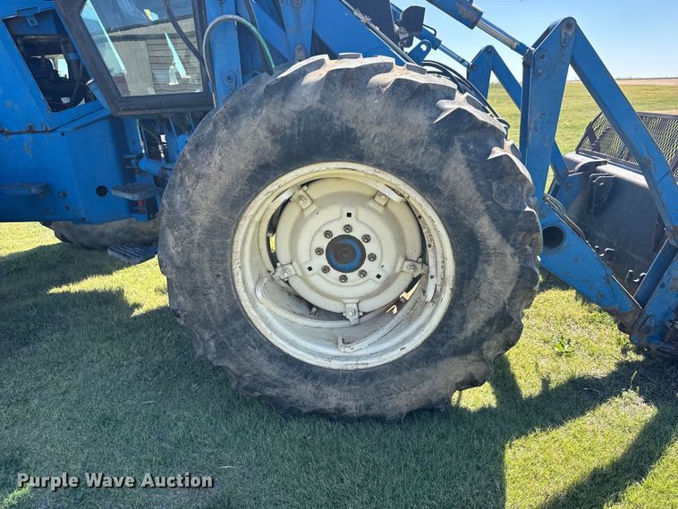 image for item FB7382 Ford 9030 Versatile 4WD bi-directional tractor