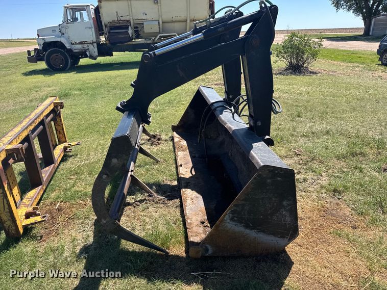 image for item FB7382 Ford 9030 Versatile 4WD bi-directional tractor