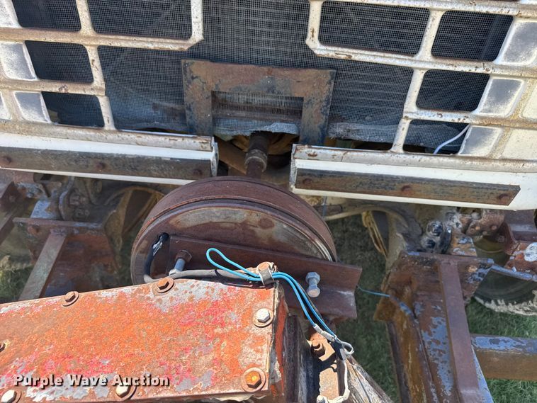 image for item FB7383 1975 Ford 800 feed mixer truck