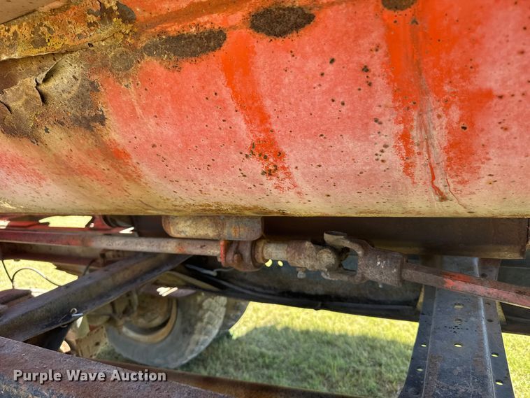 image for item FB7384 1976 Ford 750 feed mixer truck
