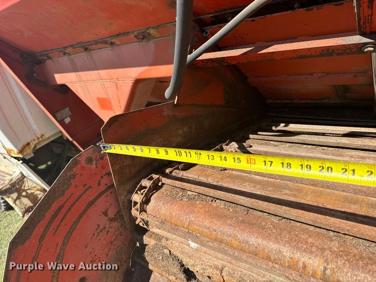image for item FB7384 1976 Ford 750 feed mixer truck