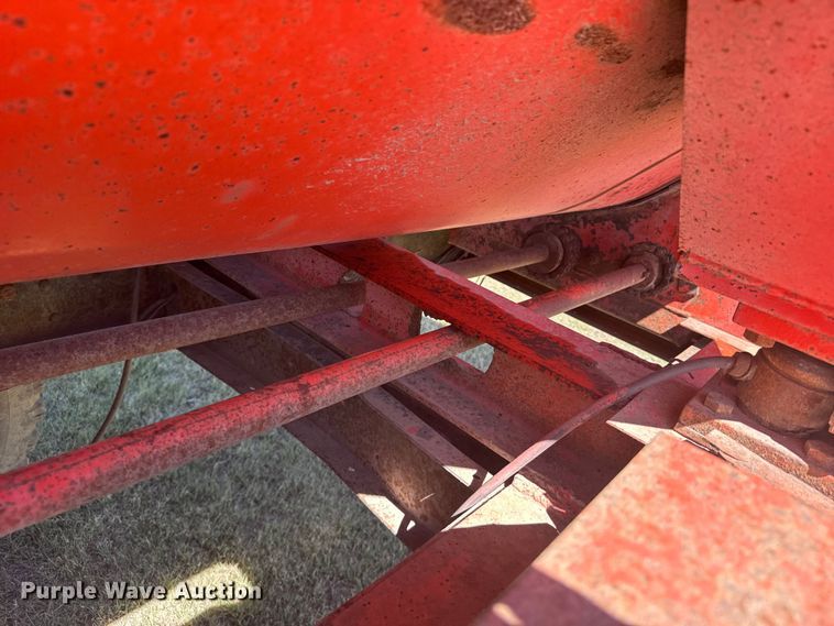 image for item FB7384 1976 Ford 750 feed mixer truck