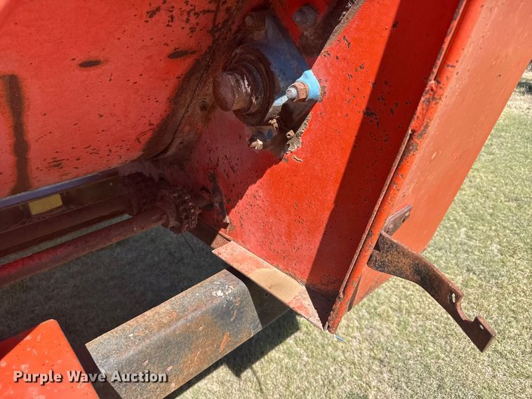 image for item FB7384 1976 Ford 750 feed mixer truck
