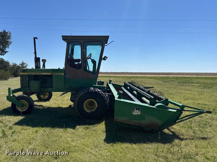 image for item FB7385 John Deere 2280 swather / windrower