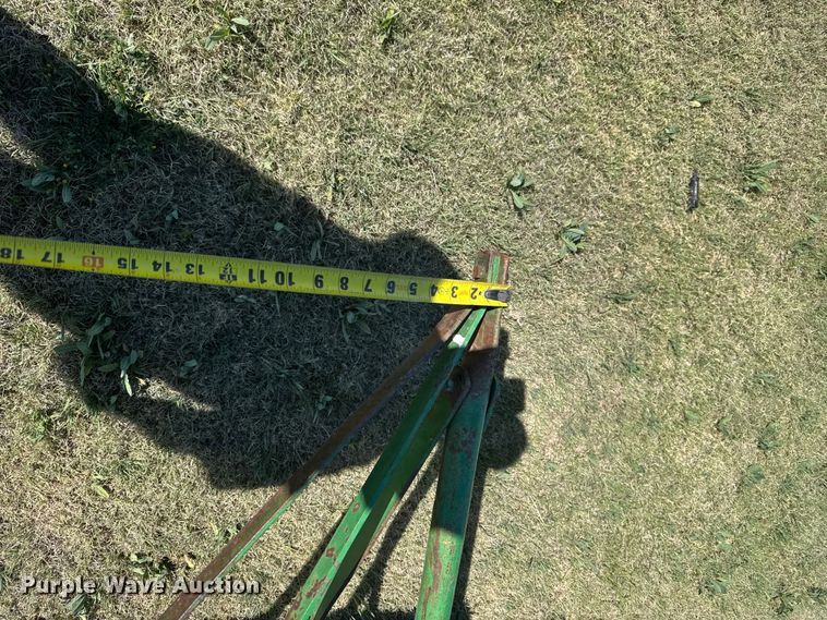 image for item FB7385 John Deere 2280 swather / windrower