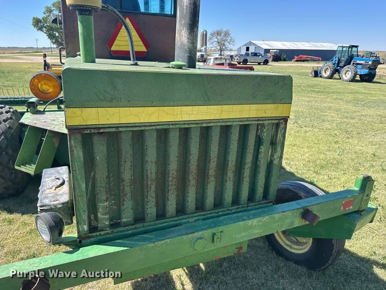 image for item FB7385 John Deere 2280 swather / windrower