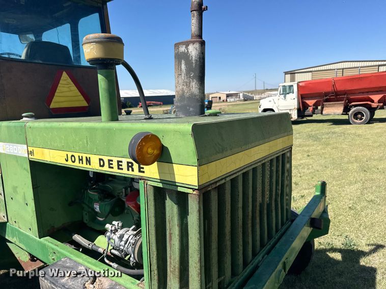 image for item FB7385 John Deere 2280 swather / windrower