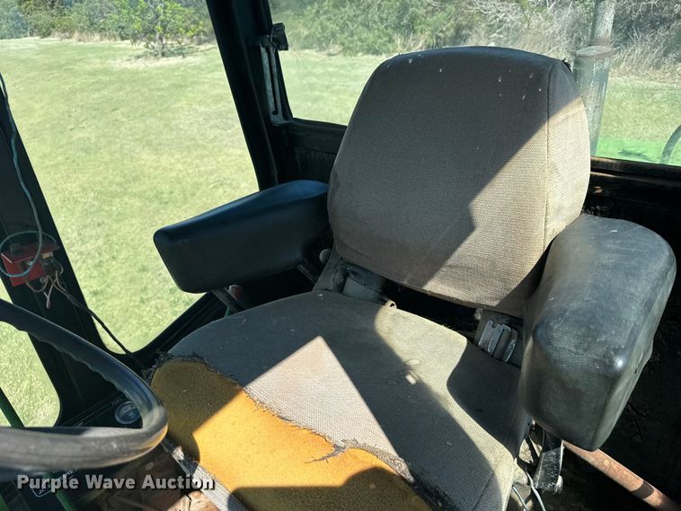 image for item FB7385 John Deere 2280 swather / windrower