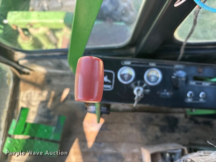 image for item FB7385 John Deere 2280 swather / windrower