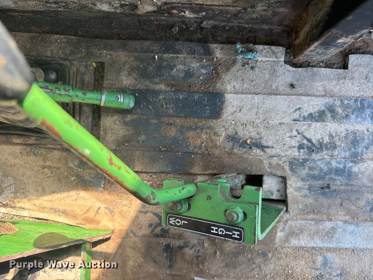image for item FB7385 John Deere 2280 swather / windrower