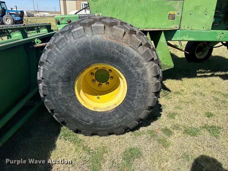 image for item FB7385 John Deere 2280 swather / windrower