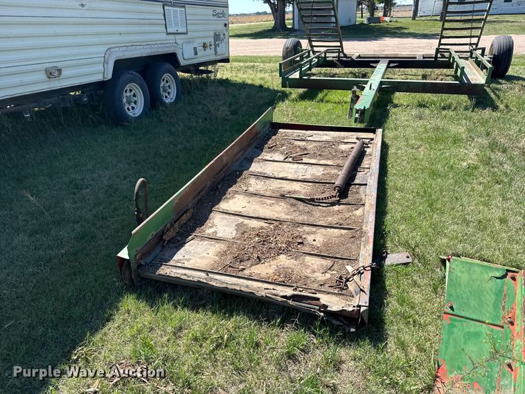 image for item FB7385 John Deere 2280 swather / windrower