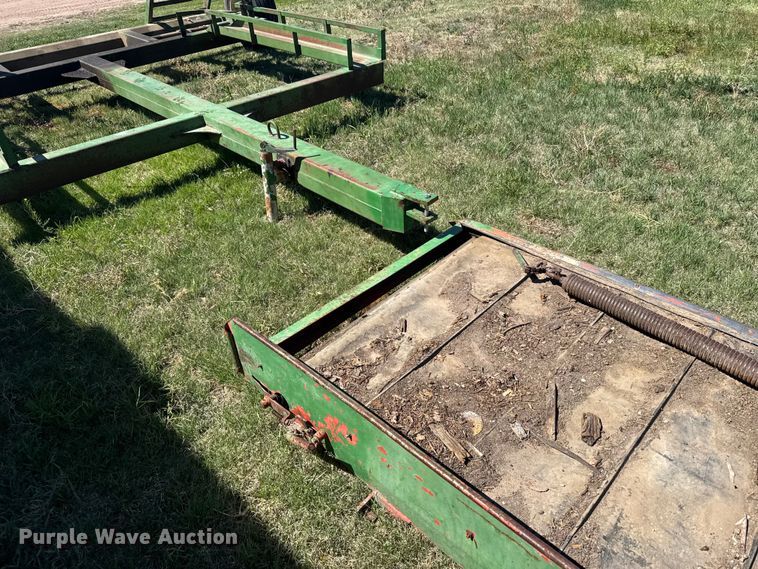 image for item FB7385 John Deere 2280 swather / windrower