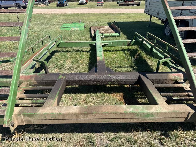 image for item FB7385 John Deere 2280 swather / windrower