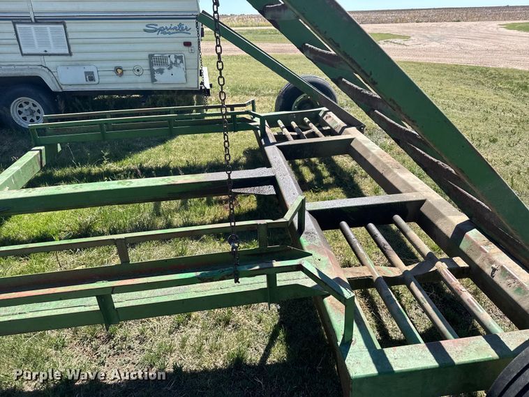 image for item FB7385 John Deere 2280 swather / windrower