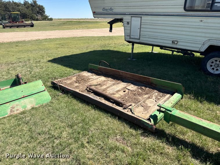 image for item FB7385 John Deere 2280 swather / windrower