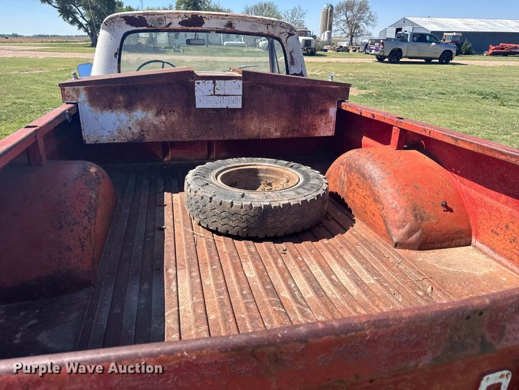 image for item FB7387 1962 Ford F250 pickup truck
