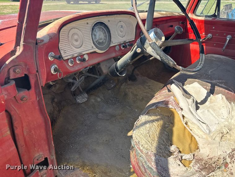 image for item FB7387 1962 Ford F250 pickup truck